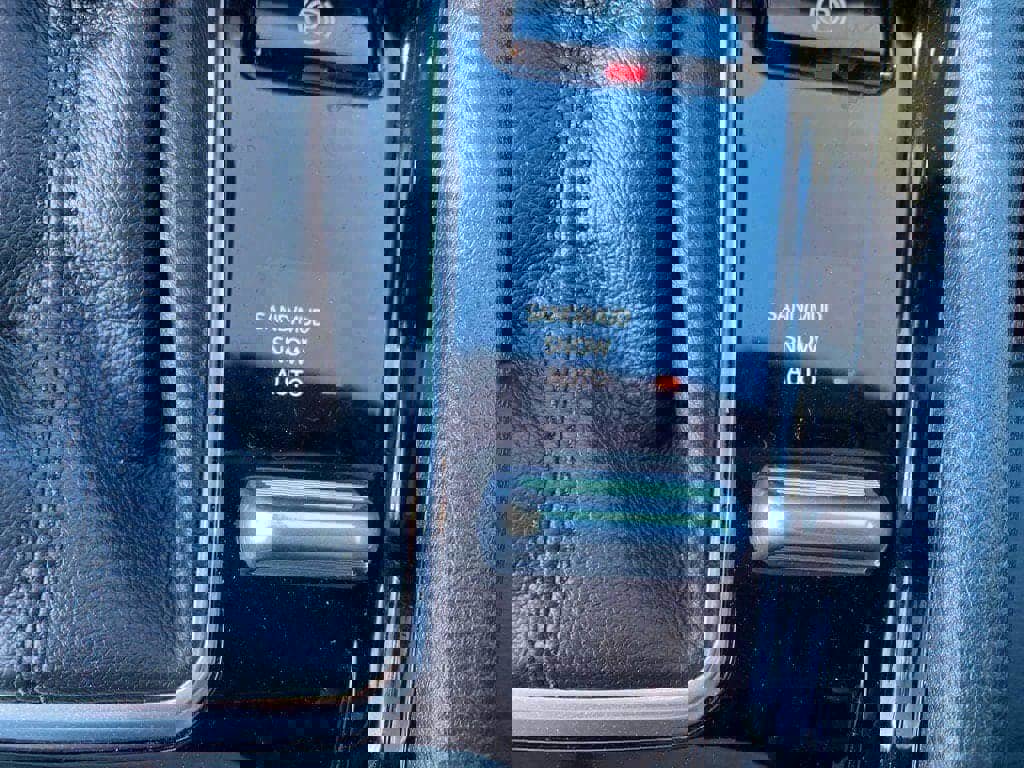 Used 2025 Jeep Compass Limited image 14