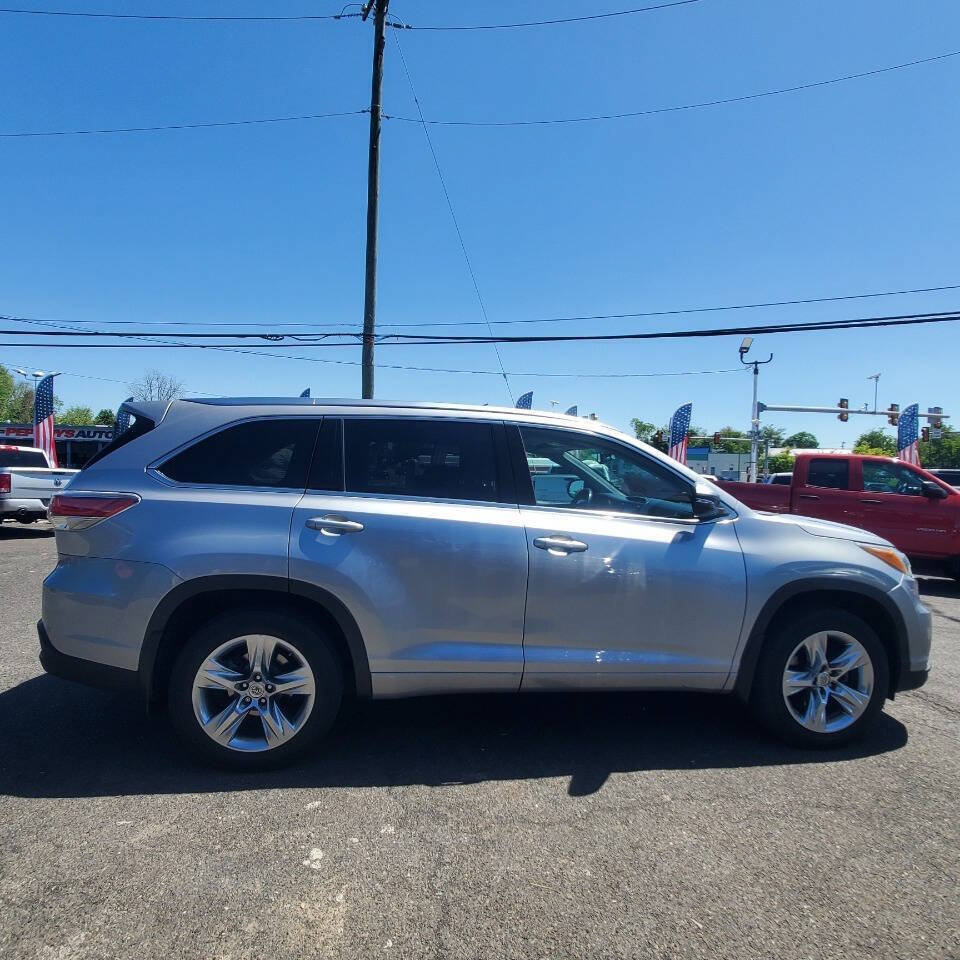 Used 2015 Toyota Highlander Limited AWD/4WD image 6