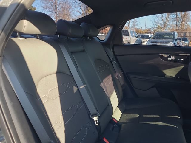 Used 2021 Kia Forte GT-Line image 11