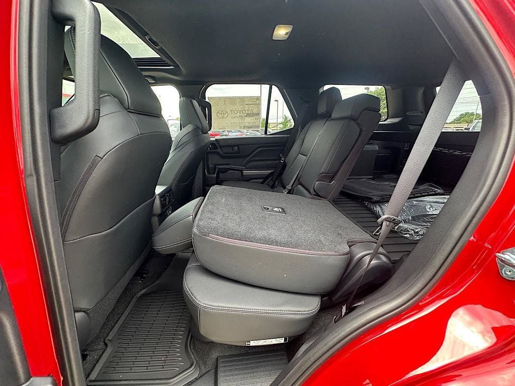 New 2026 Toyota 4Runner TRD Off-Road Premium AWD/4WD image 8