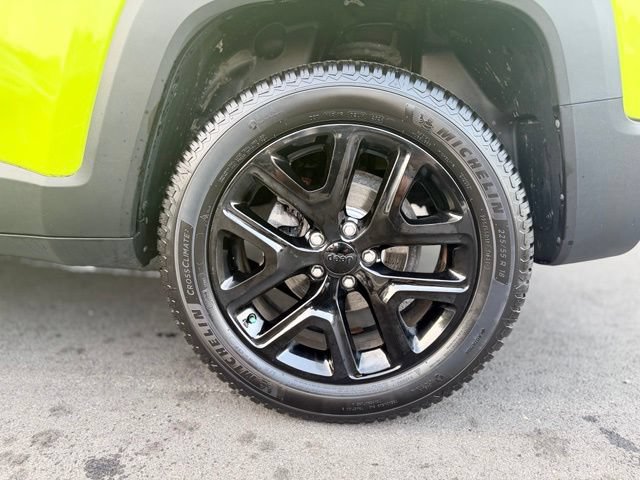 Used 2017 Jeep Renegade Altitude AWD/4WD image 28