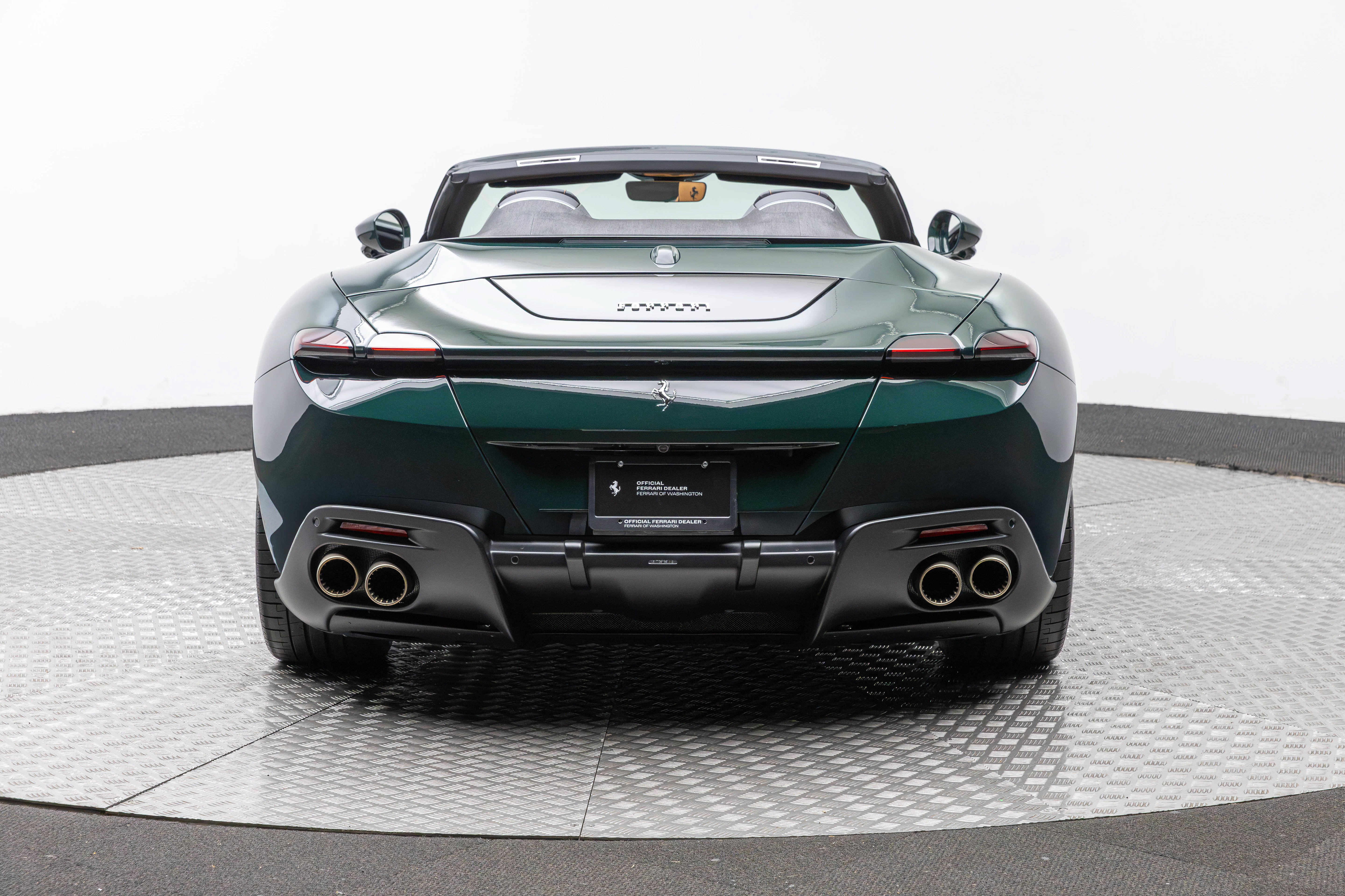 Certified 2025 Ferrari Roma Spider RWD image 8