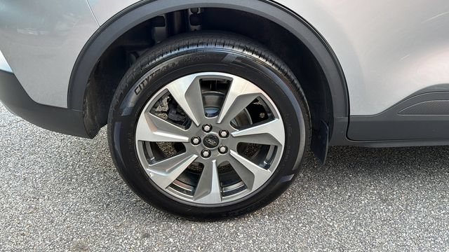 Certified 2024 Ford Escape Platinum AWD/4WD image 19