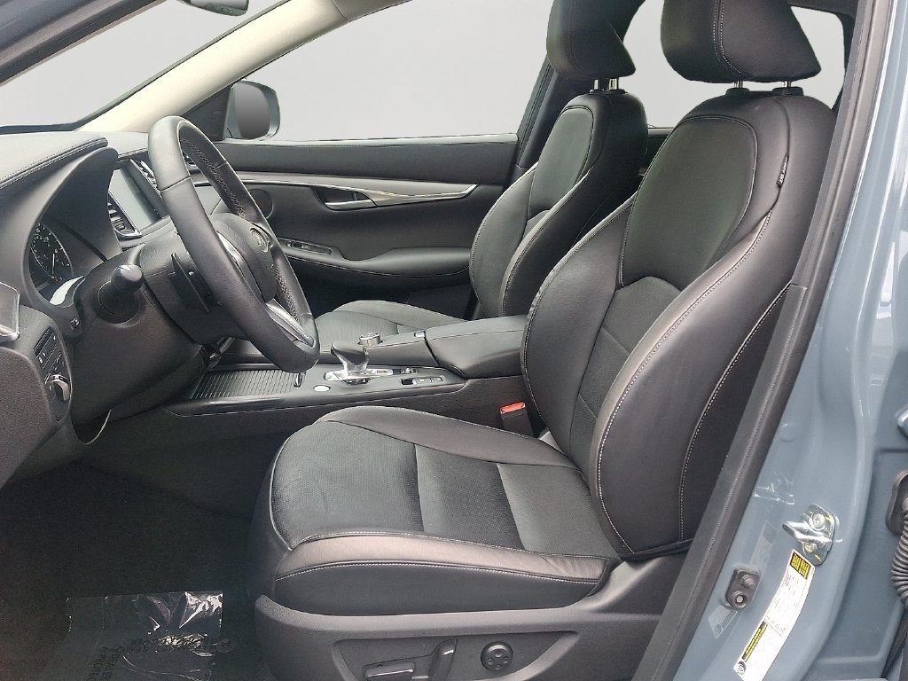 Used 2022 INFINITI QX50 Luxe AWD/4WD image 14