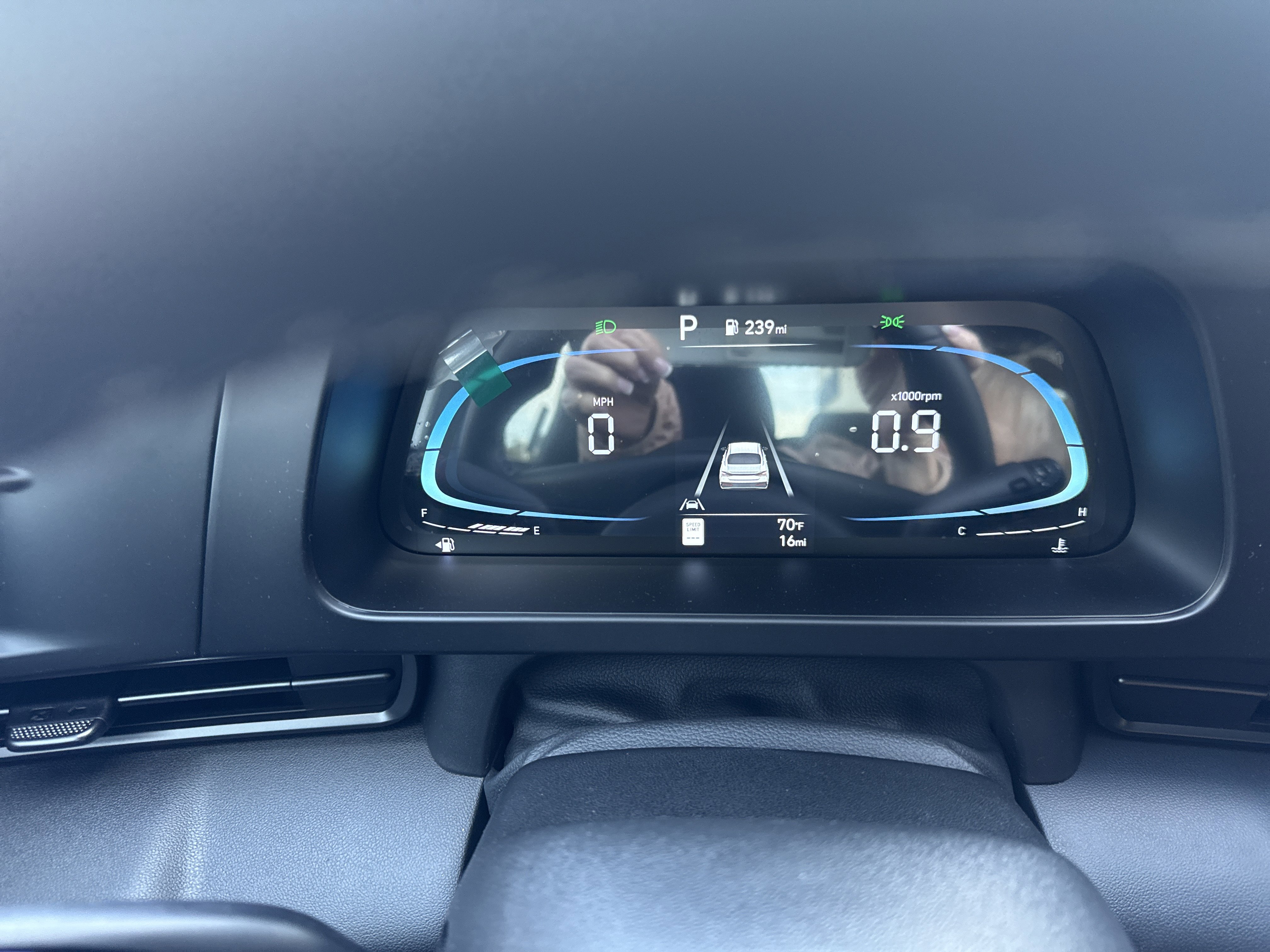 New 2026 Hyundai Elantra Sport image 8