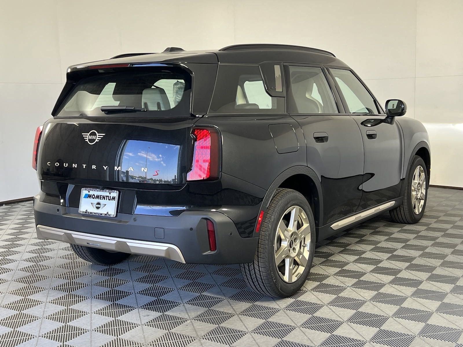 Certified 2025 MINI Cooper Countryman S image 7