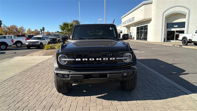 New 2025 Ford Bronco Outer Banks w/ Sasquatch Package image 7