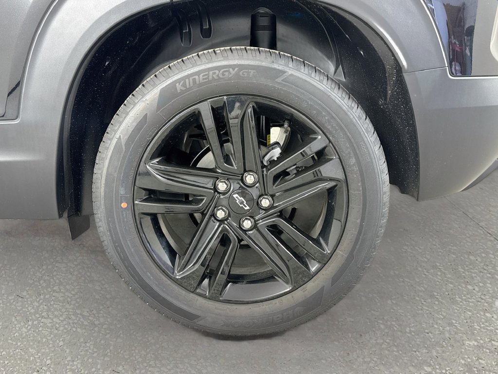 New 2026 Chevrolet TrailBlazer LT w/ Midnight Edition FWD image 30