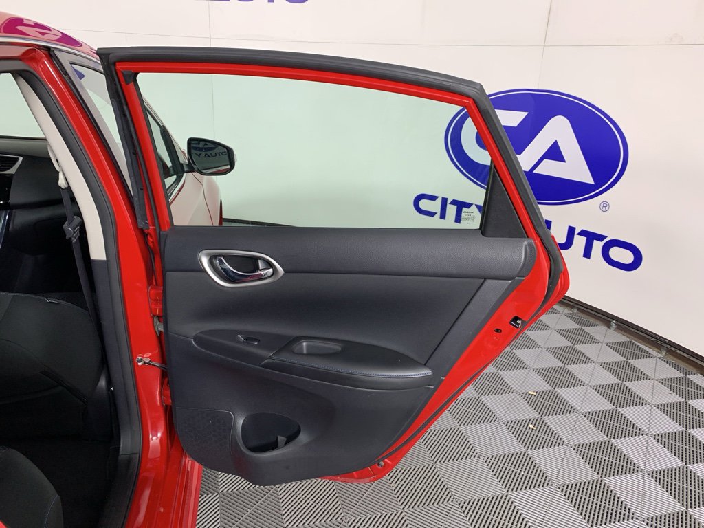 Used 2019 Nissan Sentra SR image 36