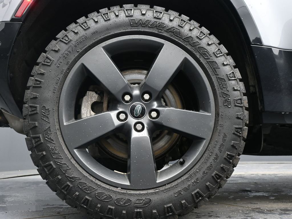 Used 2022 Land Rover Defender 110 X-Dynamic SE image 9