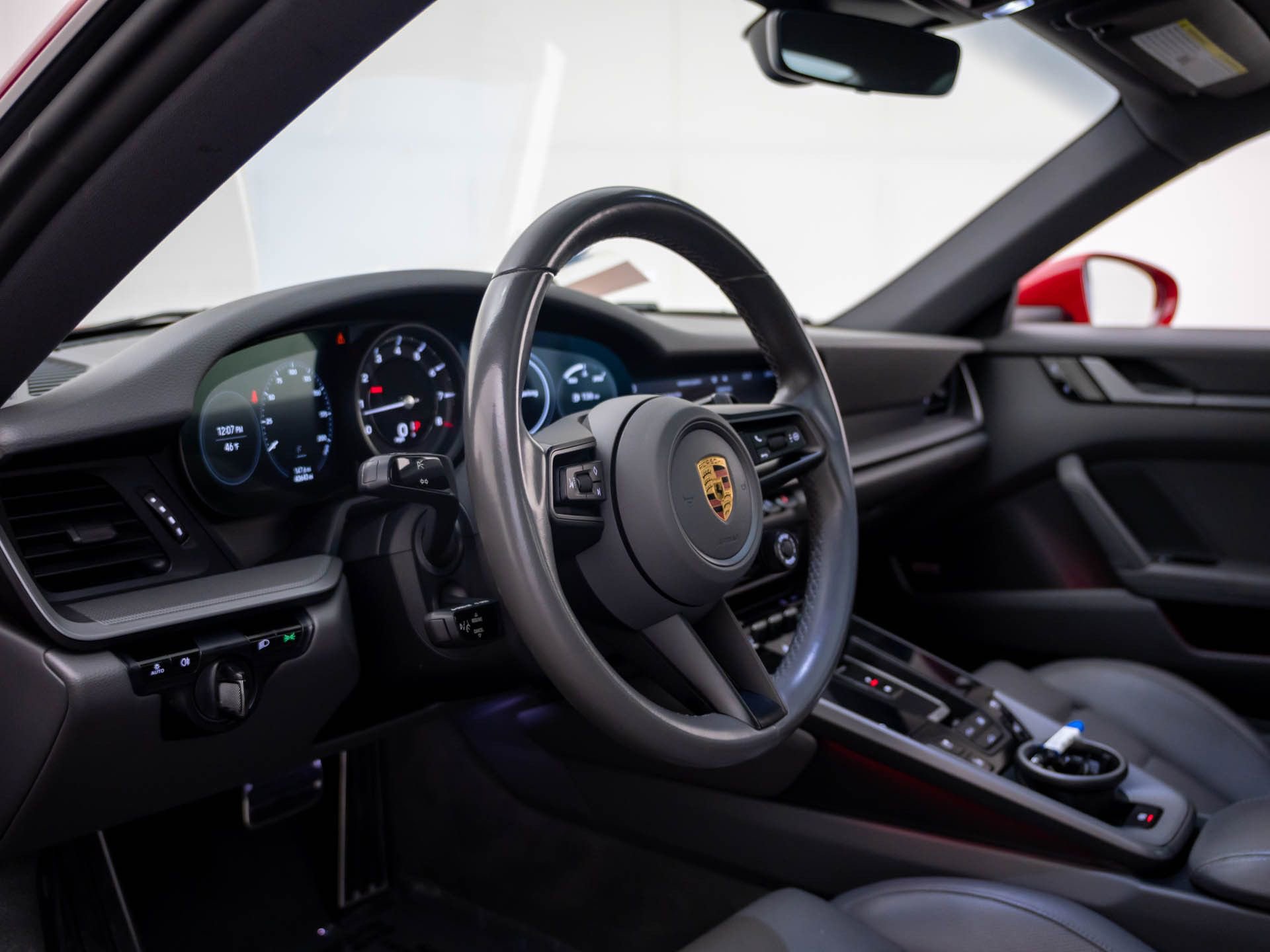 Used 2021 Porsche 911 Carrera image 4