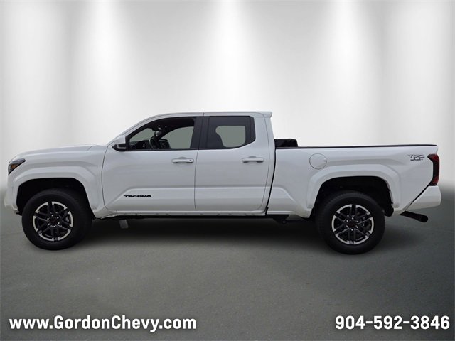 Used 2024 Toyota Tacoma TRD Sport image 2
