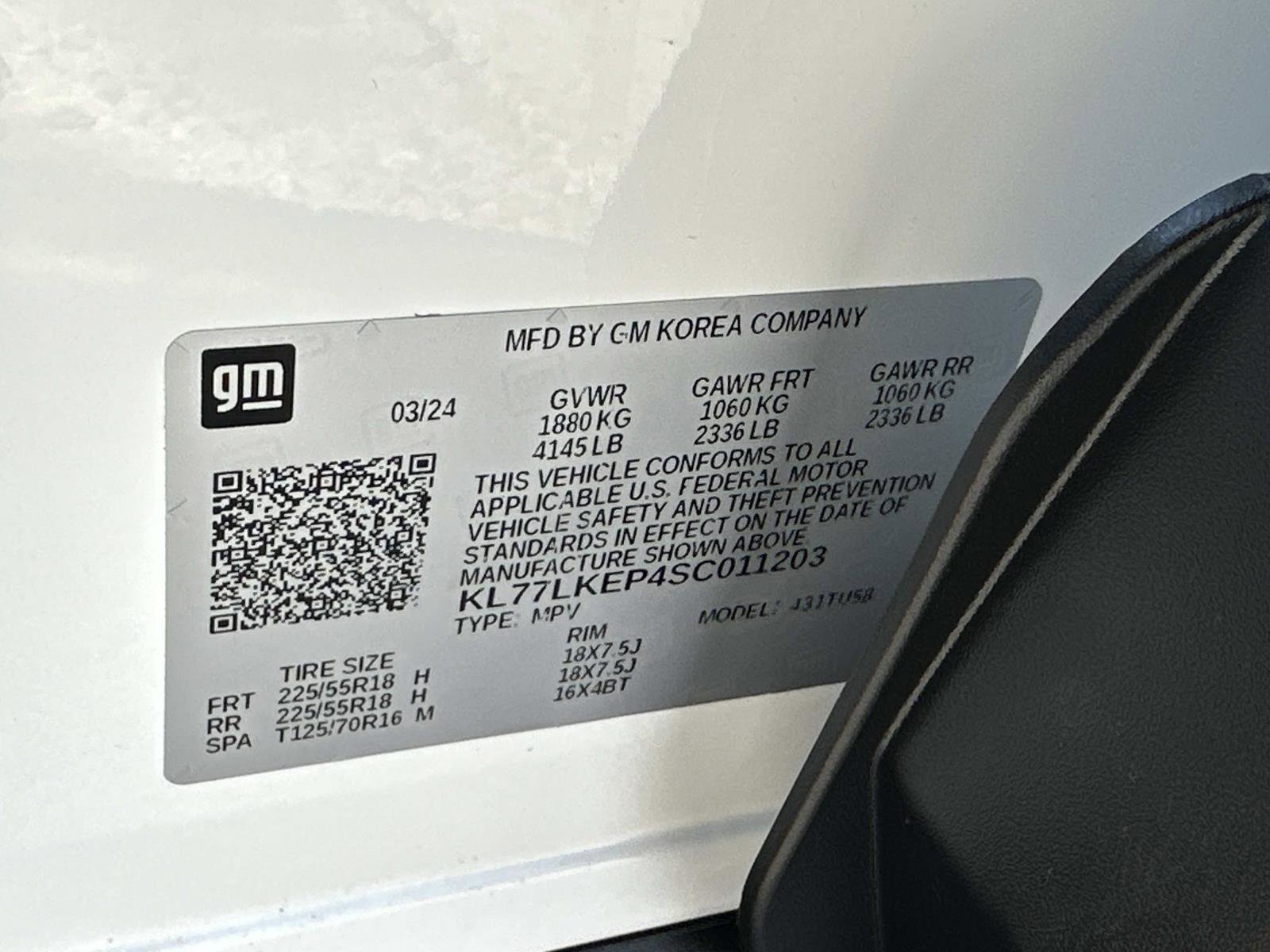 Used 2025 Chevrolet Trax ACTIV w/ Sunroof Package image 17