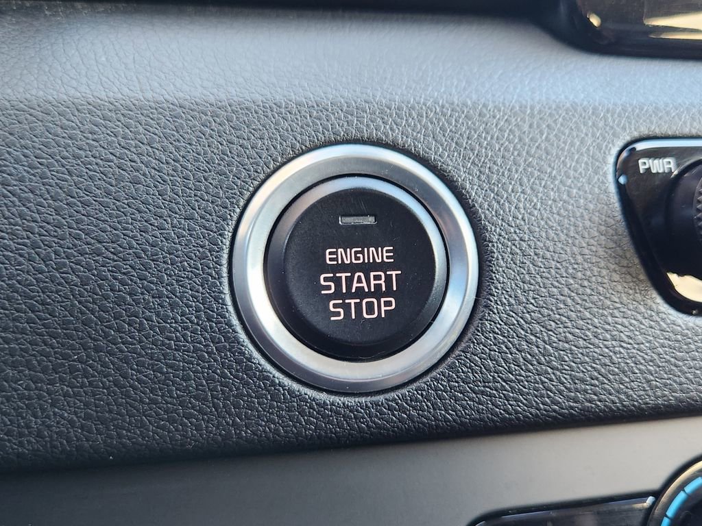 Used 2018 Kia Niro EX Premium image 12