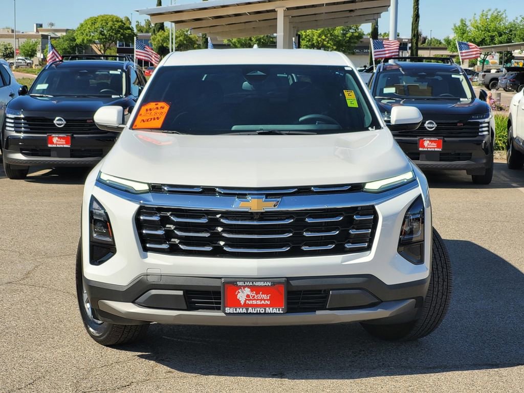 Used 2025 Chevrolet Equinox LT FWD image 3