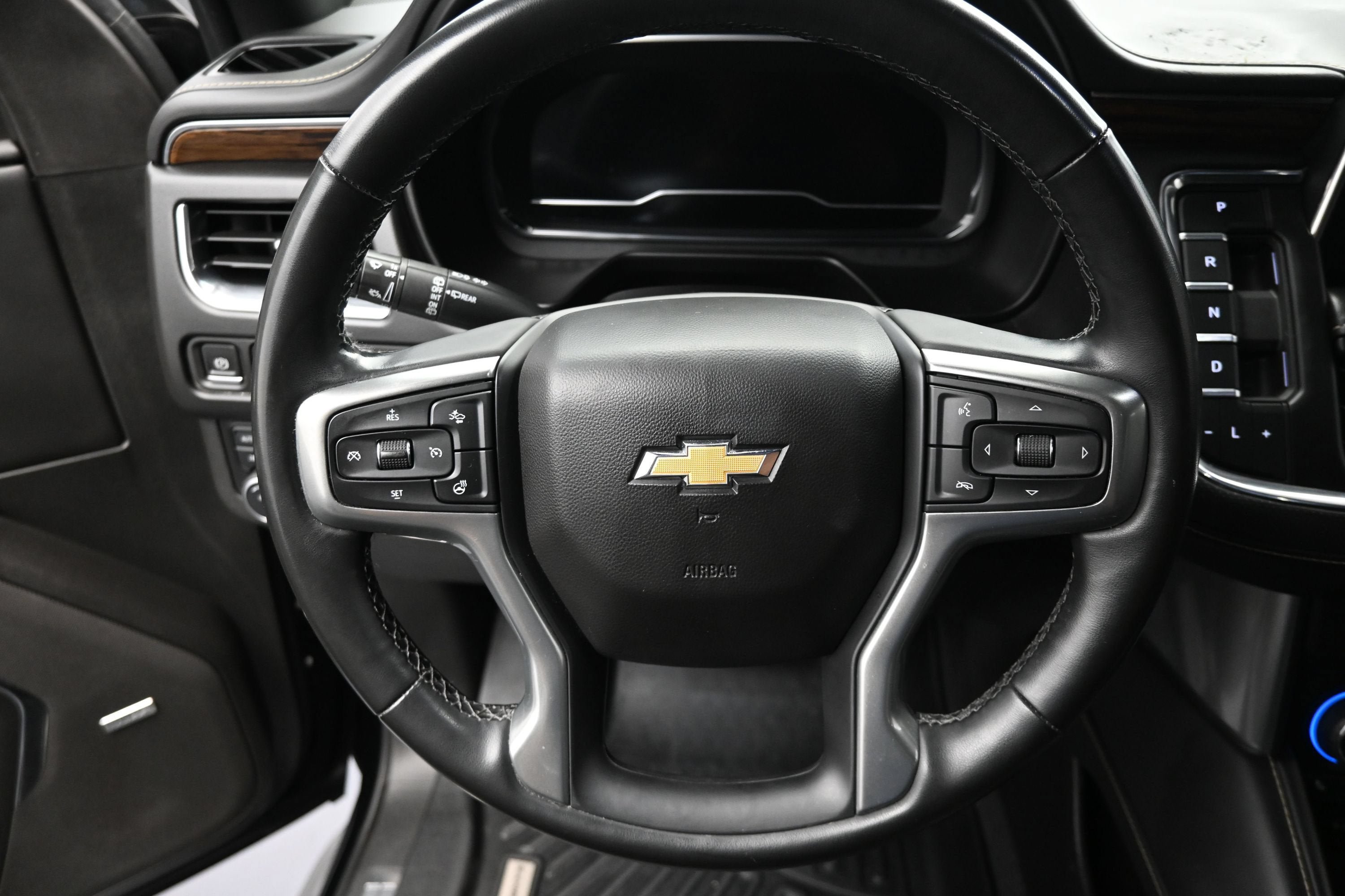 Used 2023 Chevrolet Suburban Premier AWD/4WD image 11