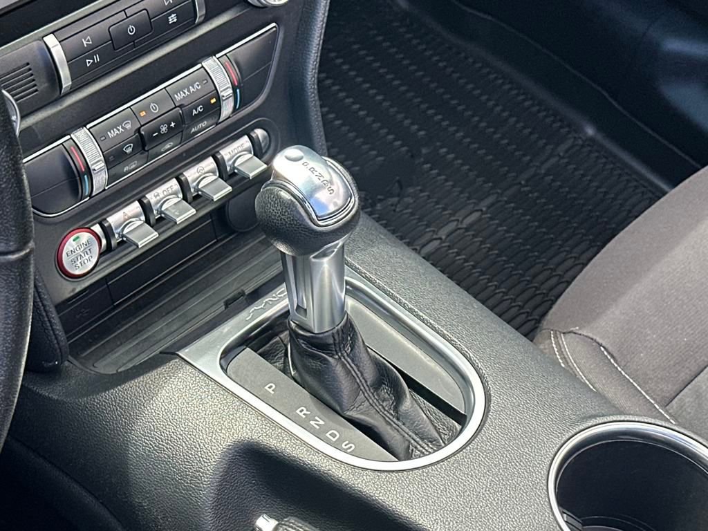 Used 2022 Ford Mustang Convertible w/ Equipment Group 101A image 19