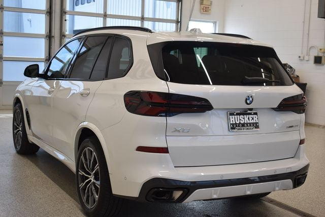 Used 2026 BMW X5 xDrive40i w/ Executive Package AWD/4WD image 10
