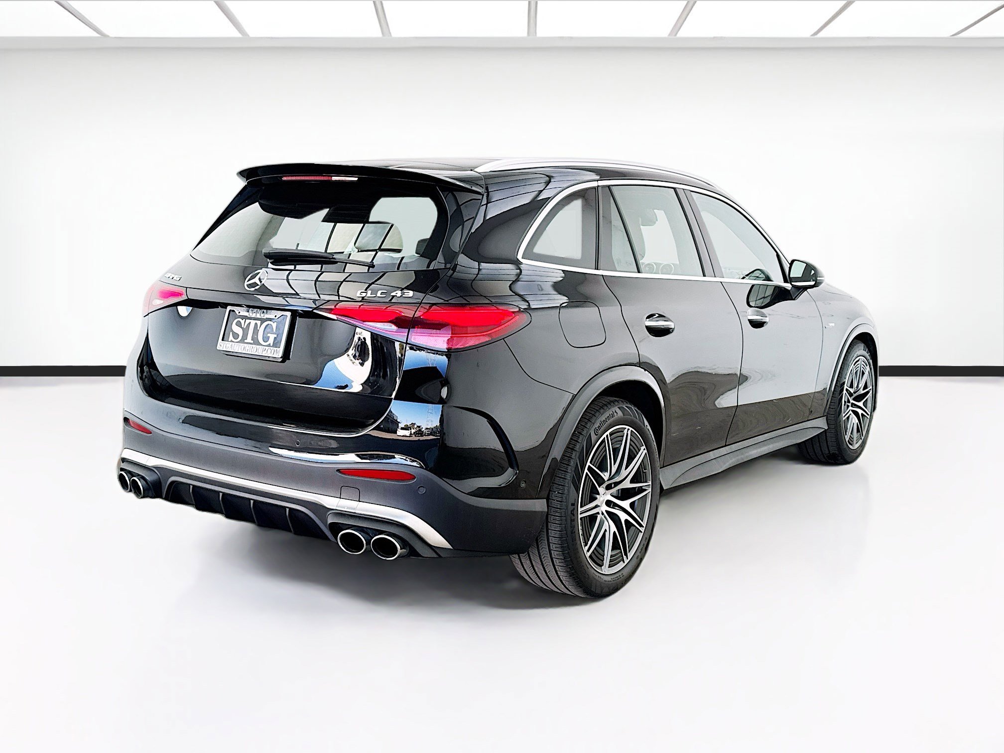 Used 2025 Mercedes-Benz GLC 43 AMG 4MATIC image 4