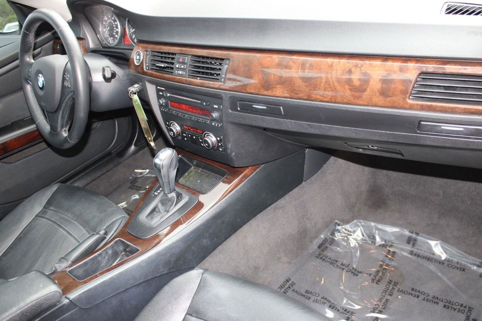 Used 2011 BMW 328i Coupe image 27