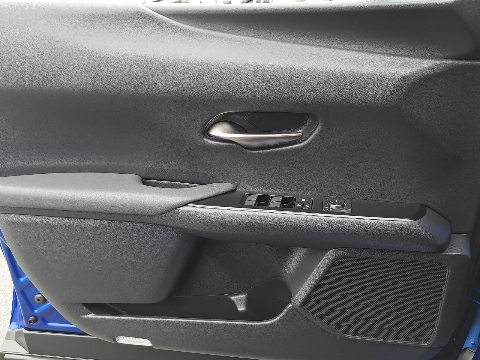 Used 2023 Lexus UX 250h F Sport w/ Accessory Package (Z2) FWD image 28