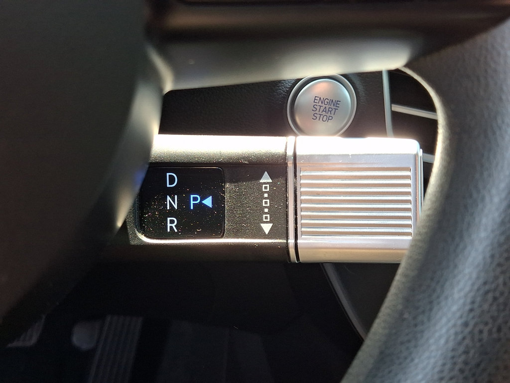 Used 2025 Hyundai Sonata SEL FWD image 26
