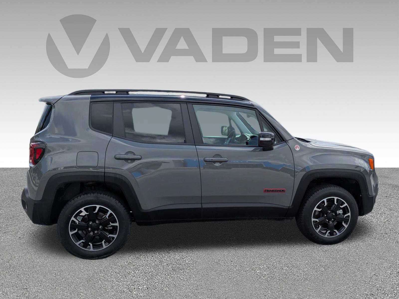 Used 2023 Jeep Renegade Trailhawk w/ Sun/Sound Group AWD/4WD image 25