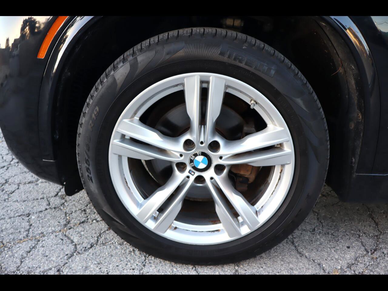 Used 2018 BMW X5 xDrive35i w/ M Sport Package image 39