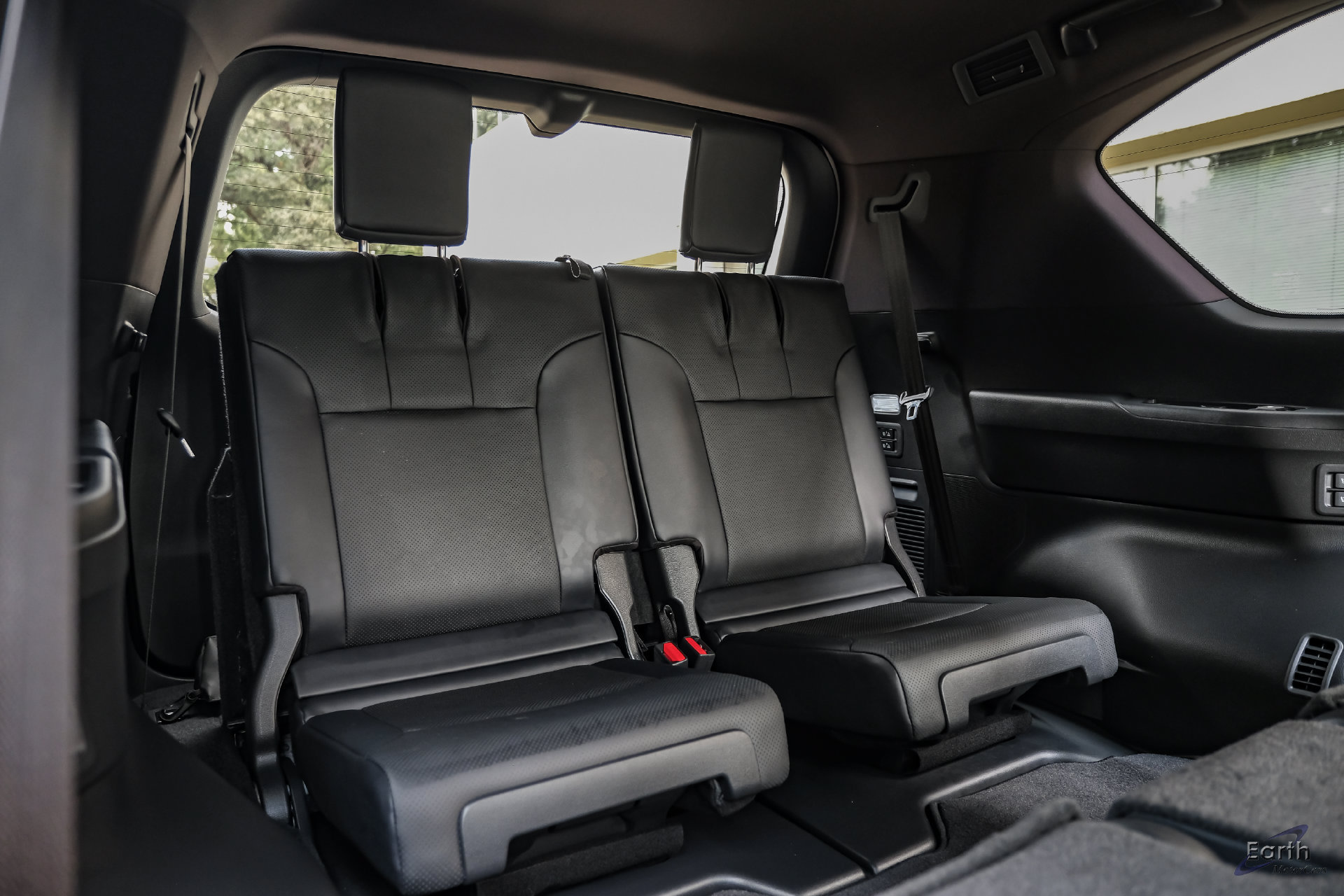 Used 2026 Lexus LX 600 F Sport w/ Accessory Package (Z1) AWD/4WD image 85