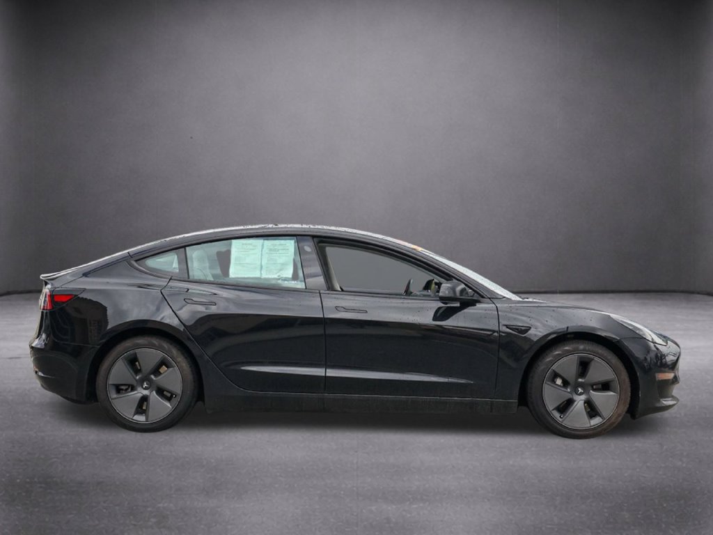 Used 2023 Tesla Model 3 Standard Range RWD image 3