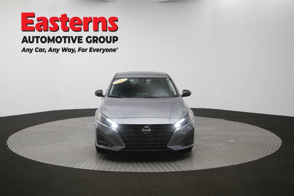 Used 2025 Nissan Altima 2.5 SV FWD image 52