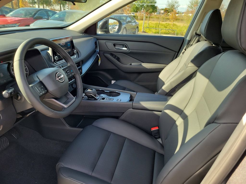 New 2026 Nissan Rogue SV image 9