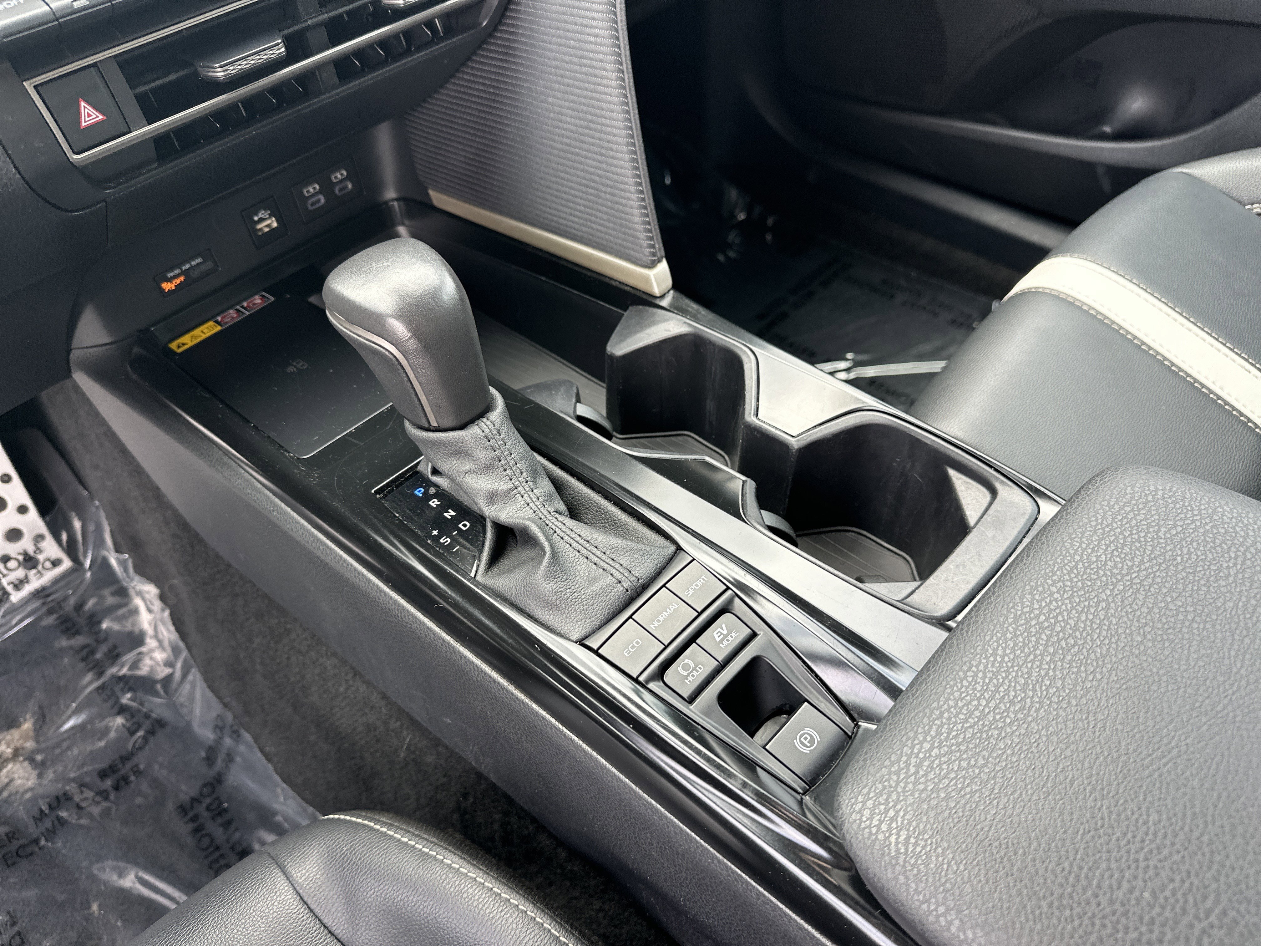Certified 2025 Toyota Camry SE FWD image 26