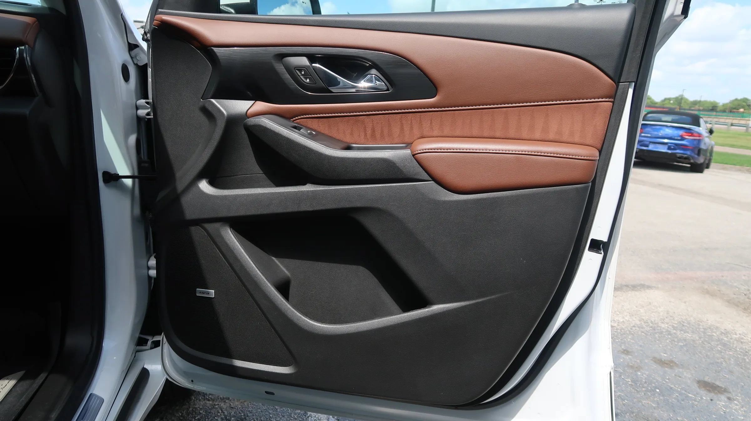 Used 2021 Chevrolet Traverse High Country FWD image 53