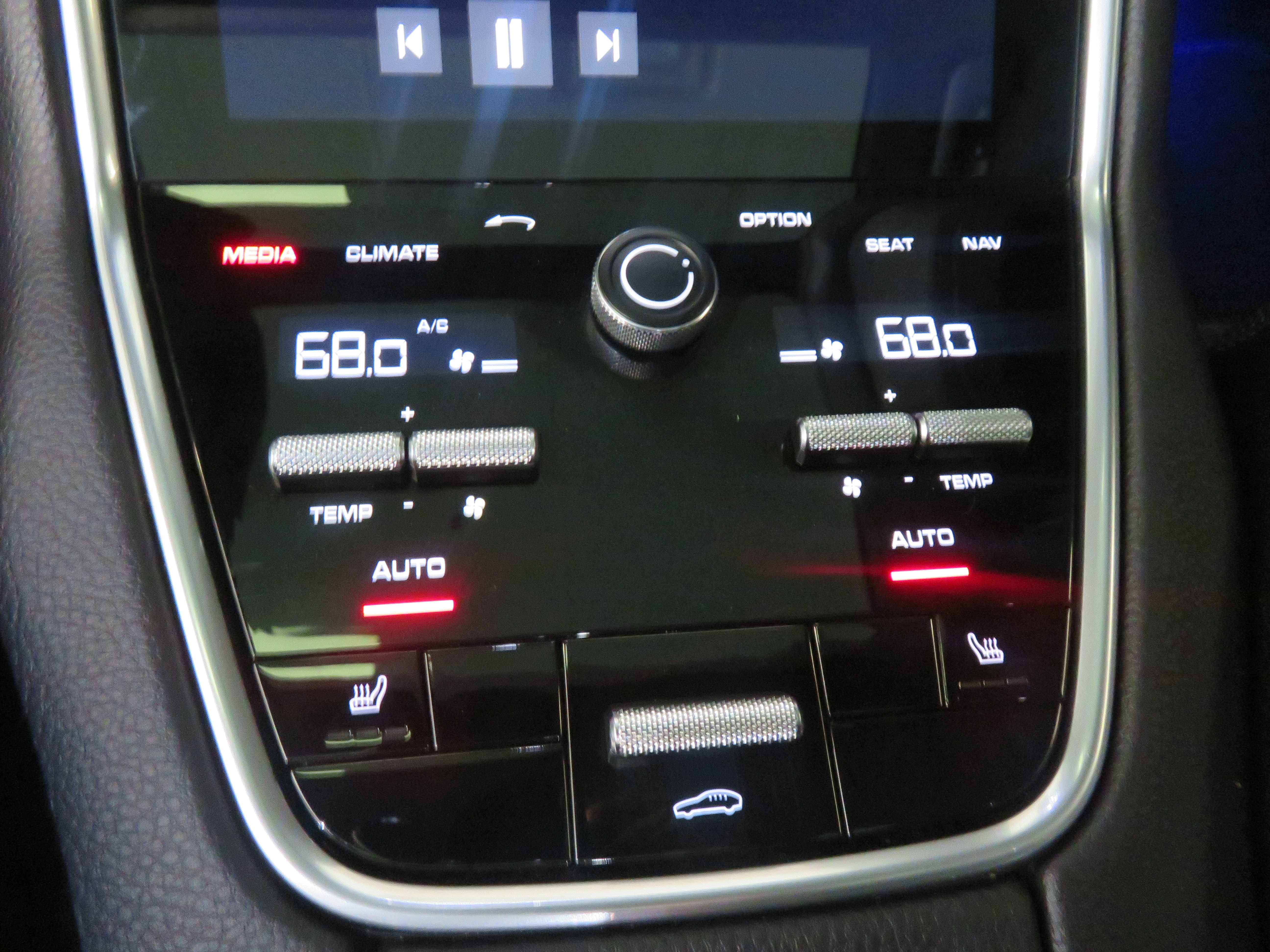 Used 2018 Porsche Panamera 4S AWD/4WD image 56