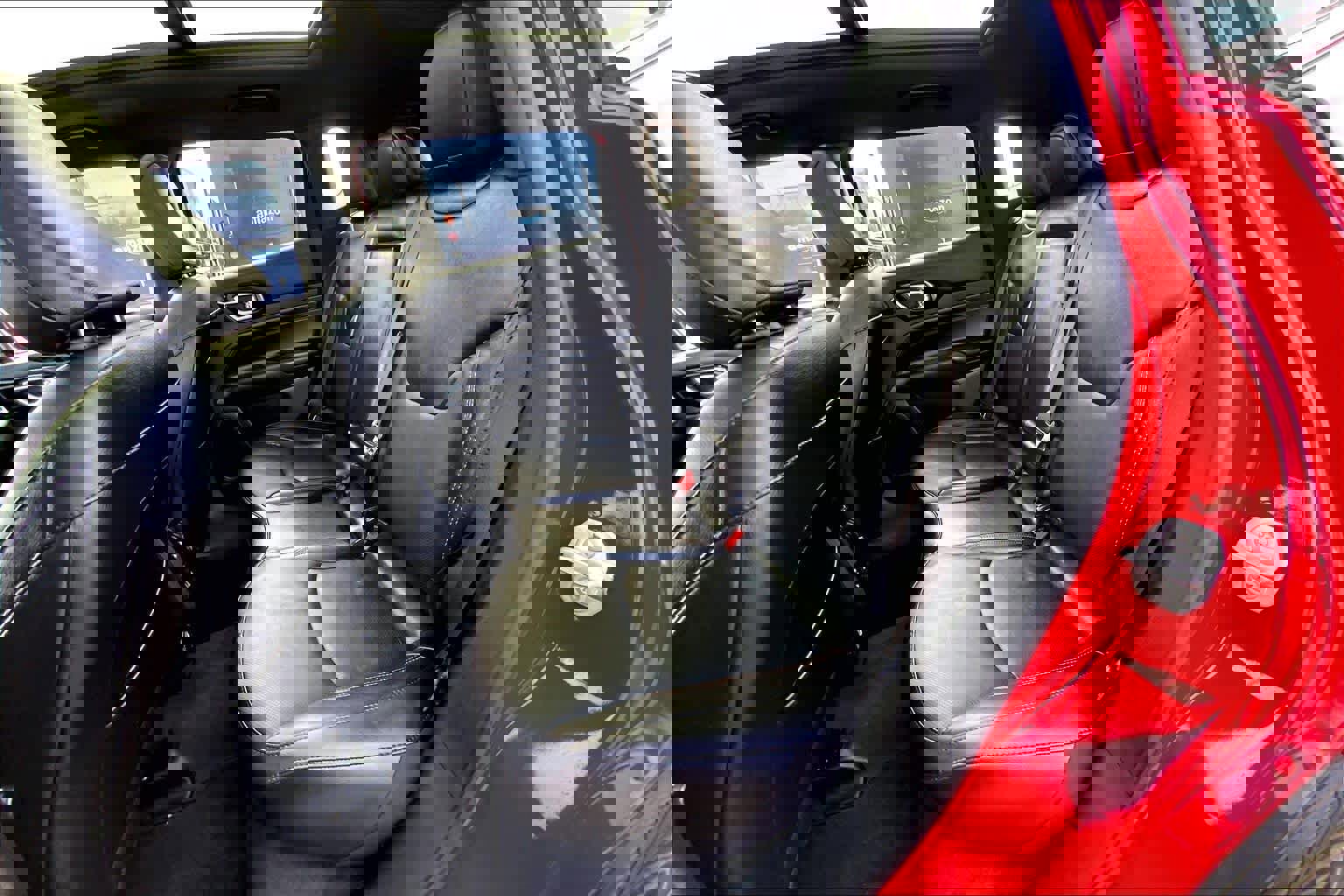 Used 2022 Jeep Compass Limited w/ (RED) Package image 18