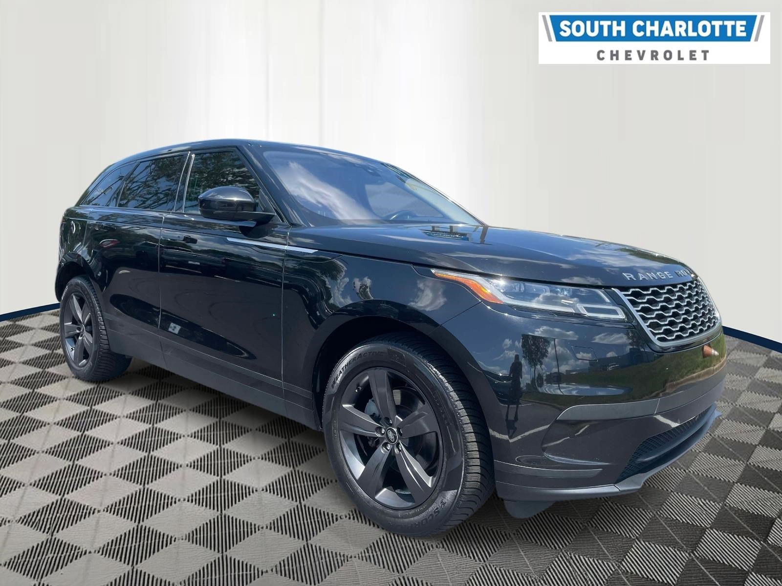 Used 2020 Land Rover Range Rover Velar S AWD/4WD image 3