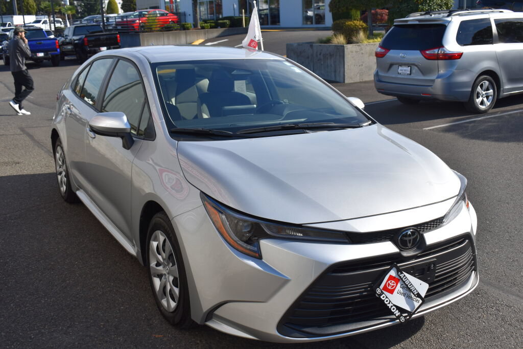 Certified 2026 Toyota Corolla LE FWD image 2