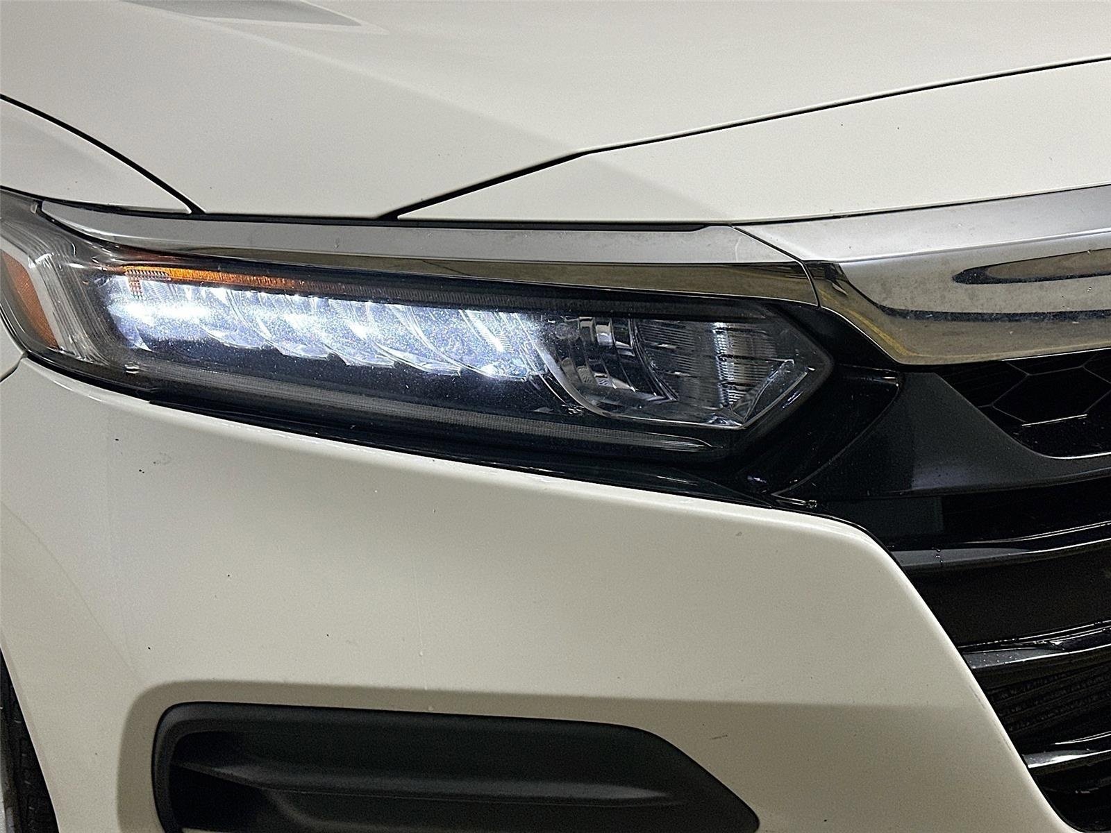 Used 2018 Honda Accord LX image 37