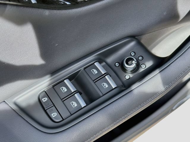Used 2023 Audi Q7 3.0T Prestige AWD/4WD image 25