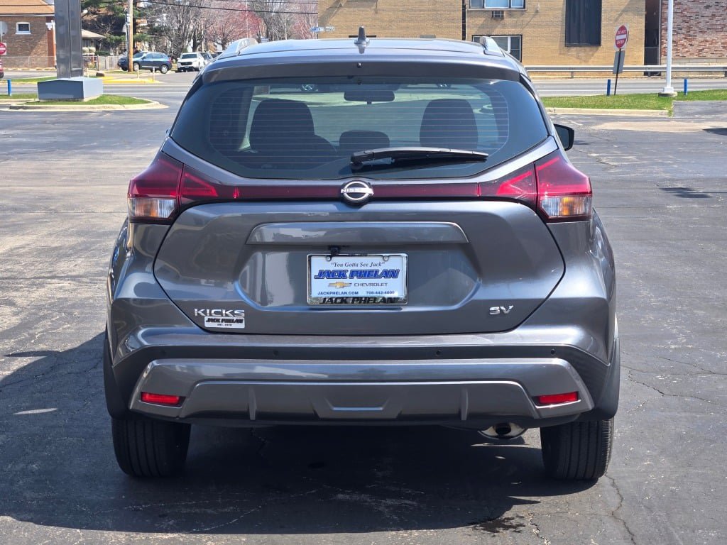 Used 2023 Nissan Kicks SV image 12