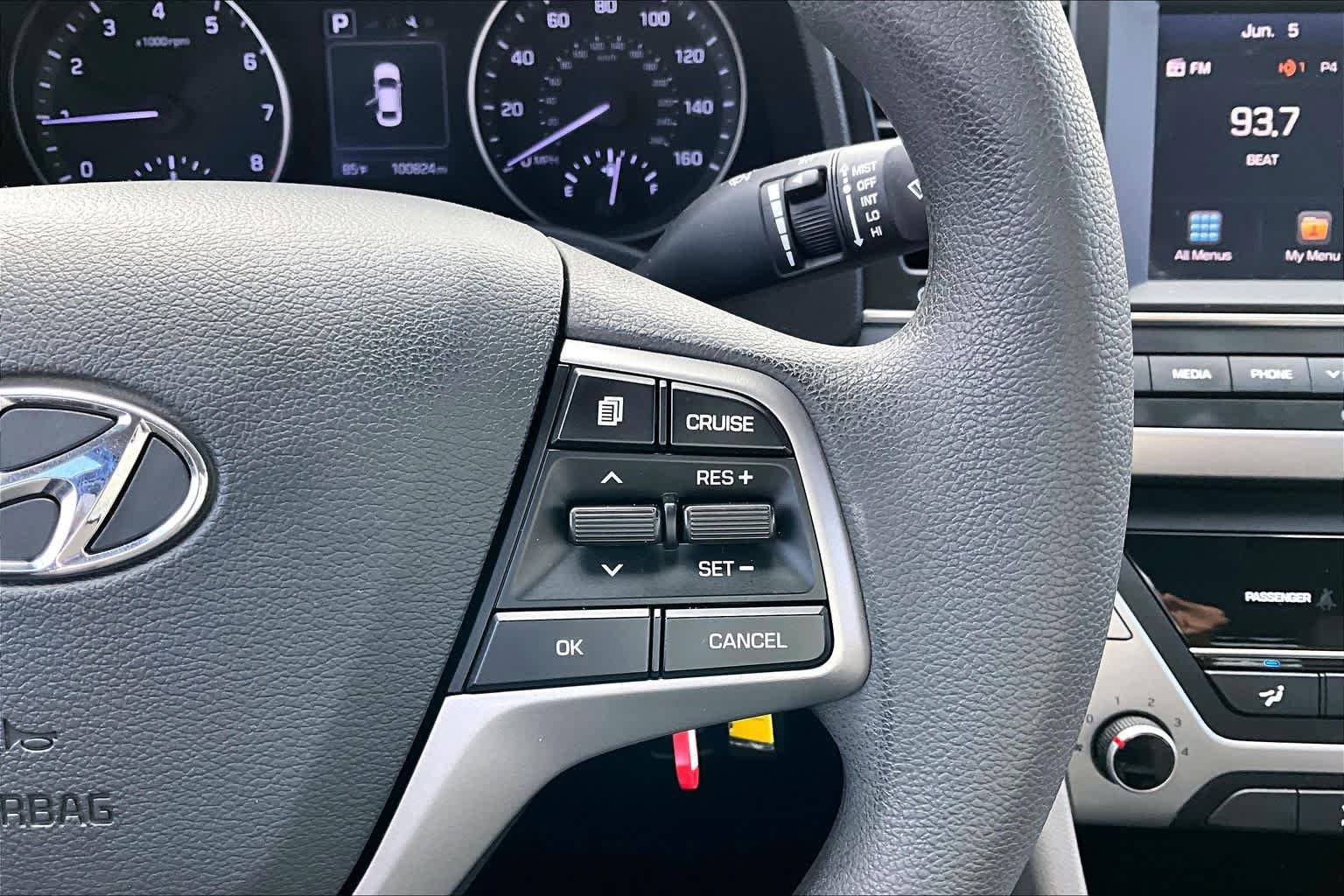 Used 2018 Hyundai Elantra SEL FWD image 23