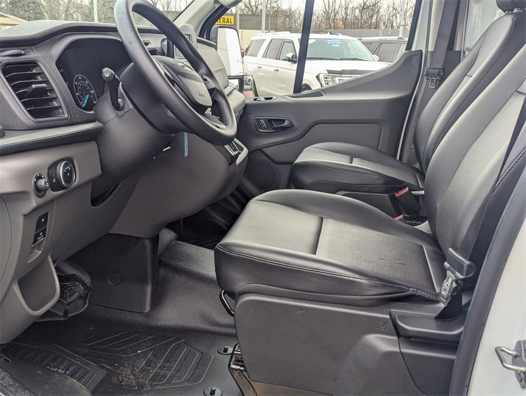 New 2025 Ford Transit 150 148 Medium Roof AWD image 6
