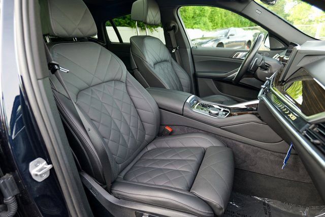 Used 2024 BMW X6 xDrive40i w/ Premium Package image 38