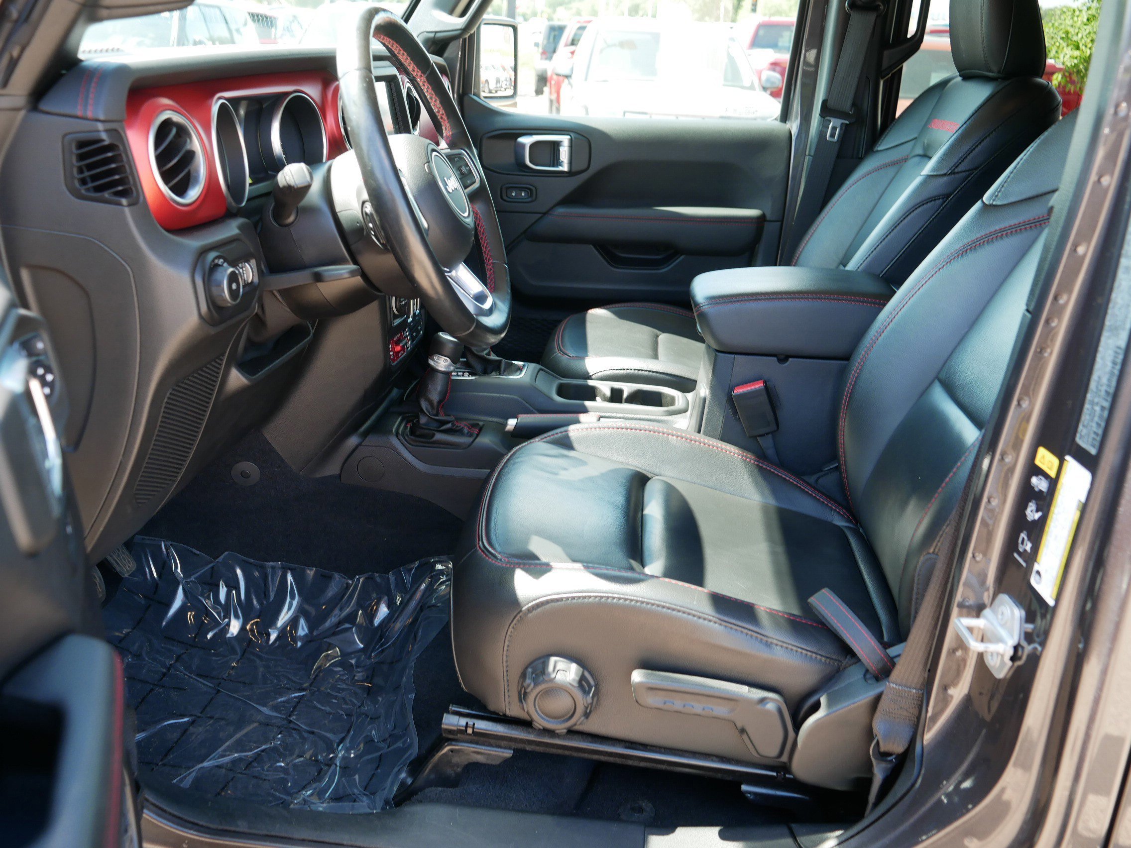 Used 2021 Jeep Wrangler Unlimited Rubicon w/ LED Lighting Group image 12