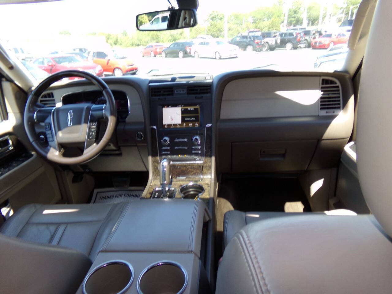 Used 2016 Lincoln Navigator L Select RWD image 30