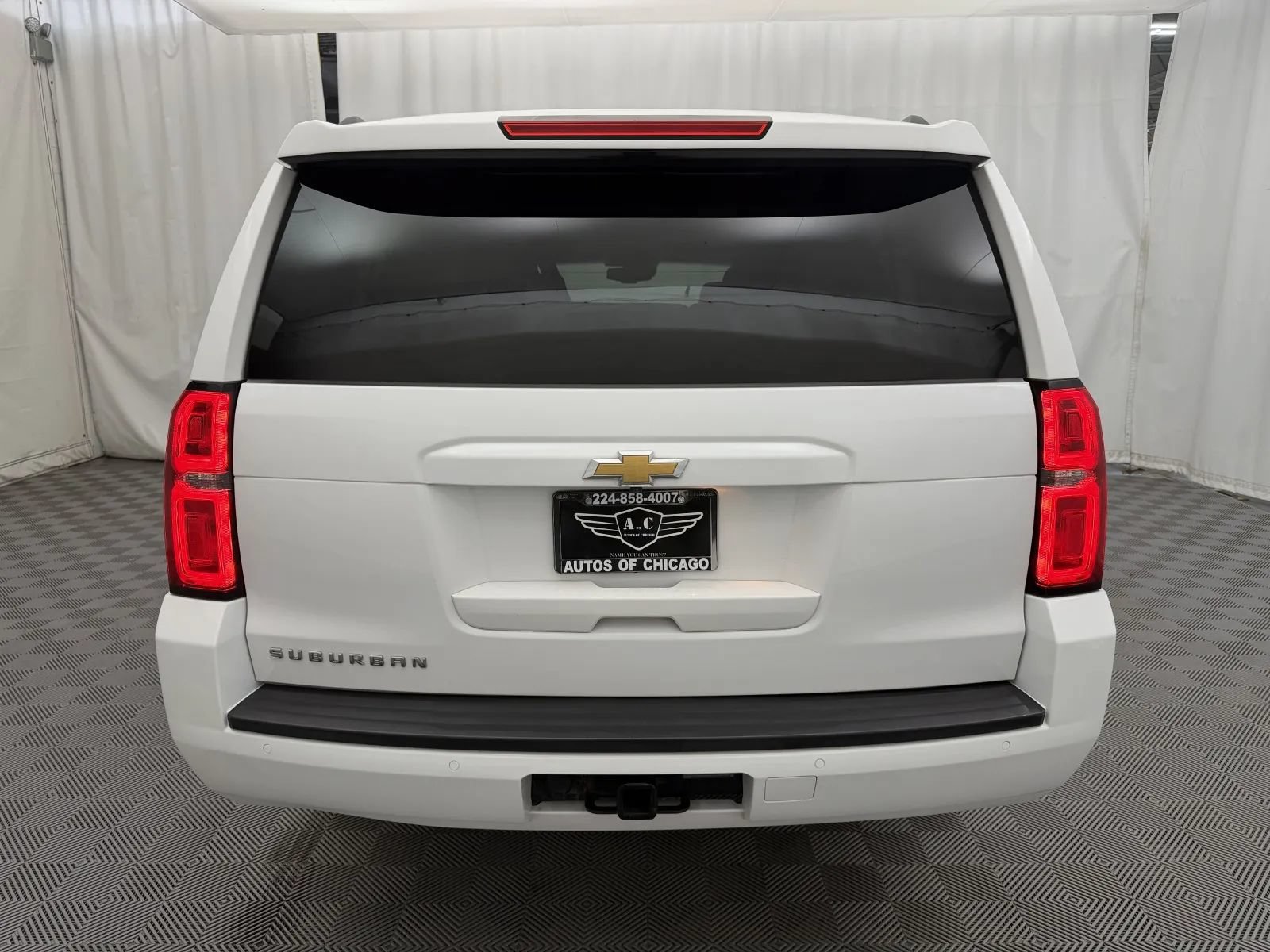 Used 2018 Chevrolet Suburban LT AWD/4WD image 6