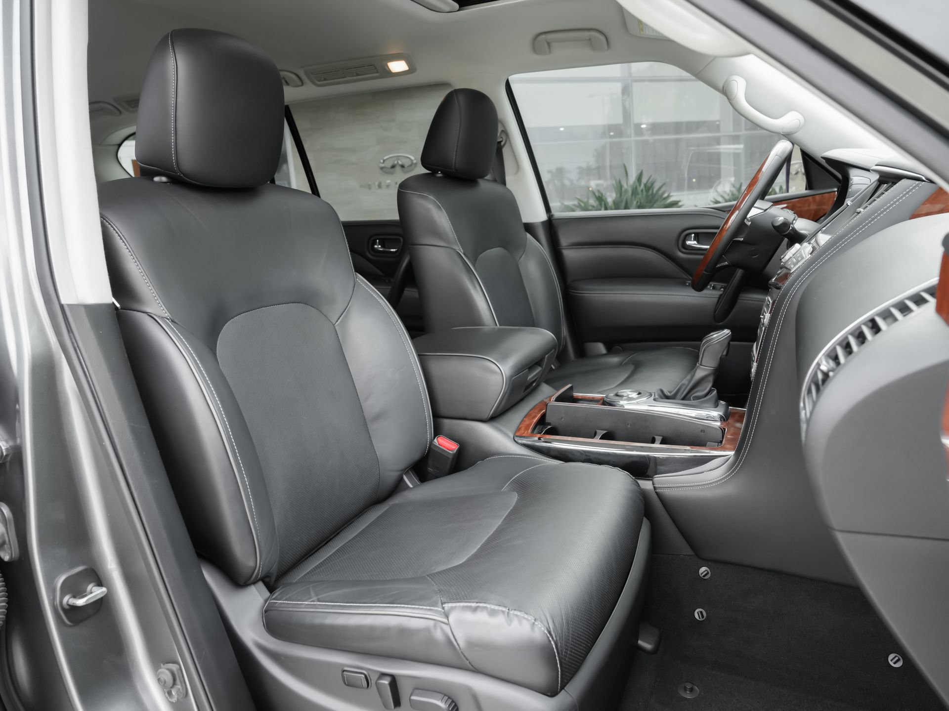 Certified 2019 INFINITI QX80 Luxe w/ All-Season Package RWD image 41