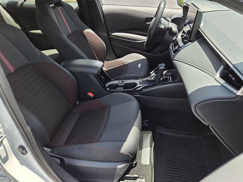 Certified 2025 Toyota Corolla SE FWD image 15