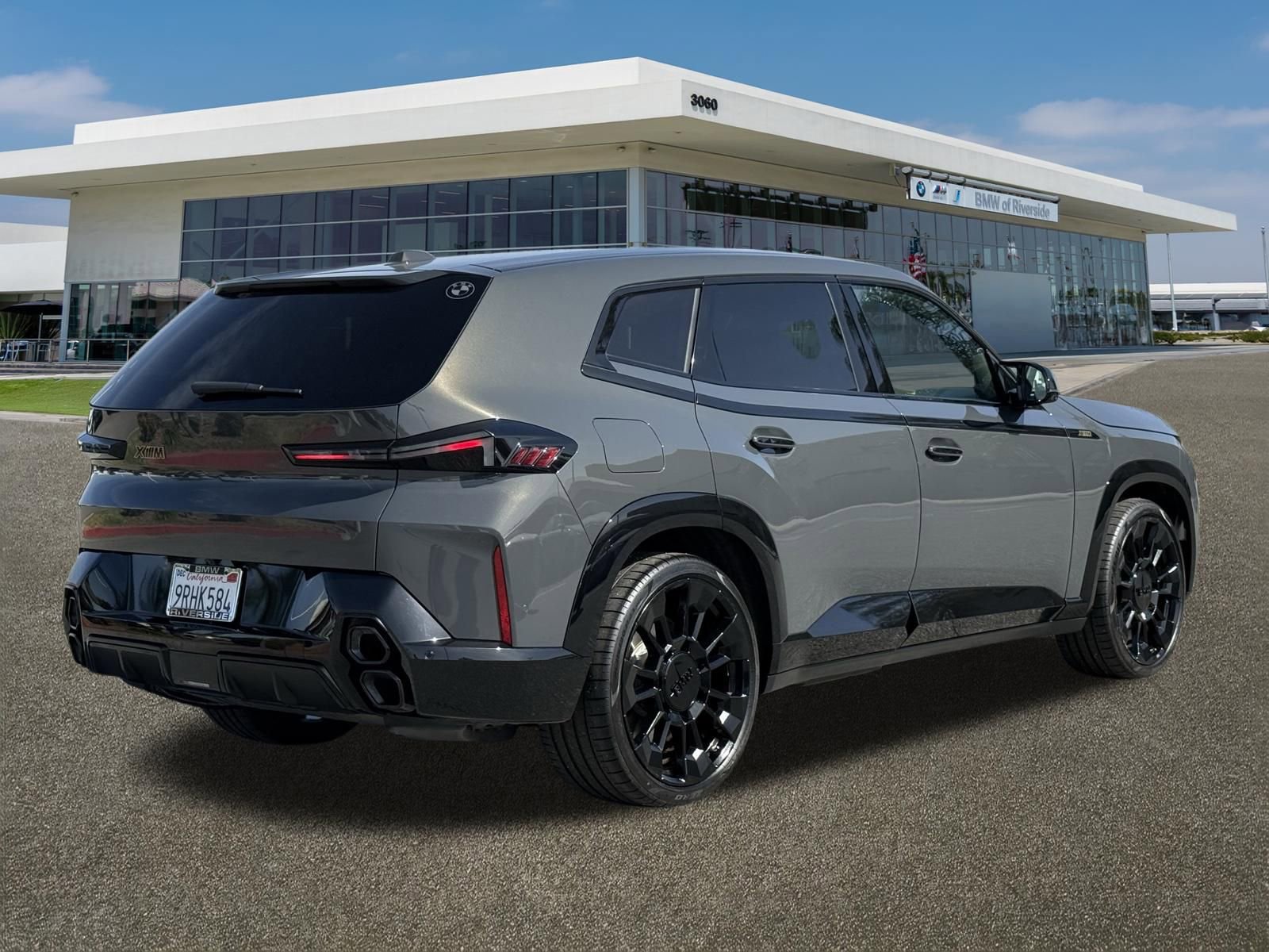 Used 2025 BMW XM Base image 10